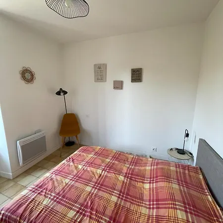 Maison Au Calme , Proche Du Parc Du Pdf Holiday home *
