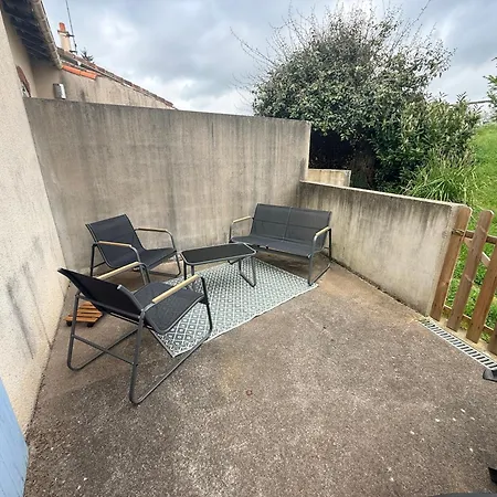 Maison Au Calme , Proche Du Parc Du Pdf